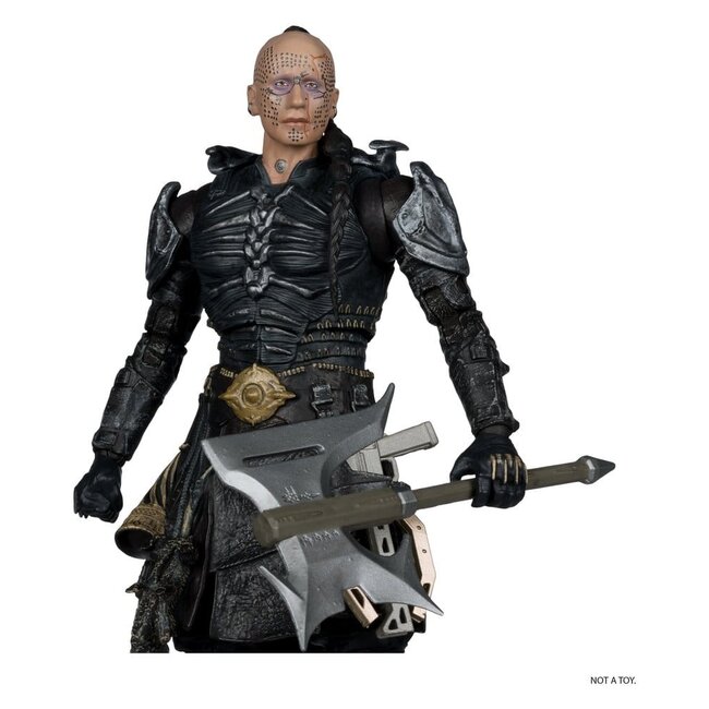 Supergirl (2026) DC Theatrical Deluxe Edition Action Figure Krem of the Yellow Hills 18 cm