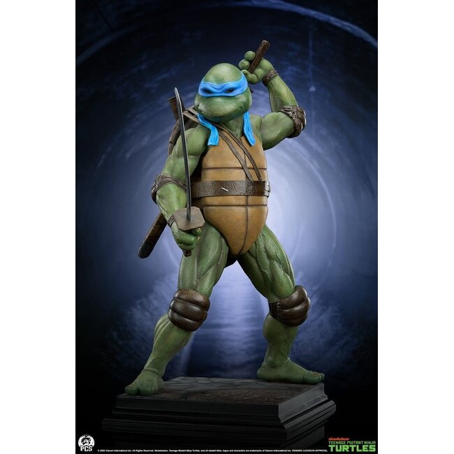 Teenage Mutant Ninja Turtles standbeeld 1/2 Leonardo 86 cm