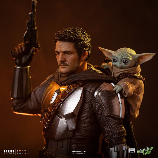 The Mandalorian Filmkunst-Statue im Maßstab 1:10: Der Mandalorianer und Grogu, 24 cm