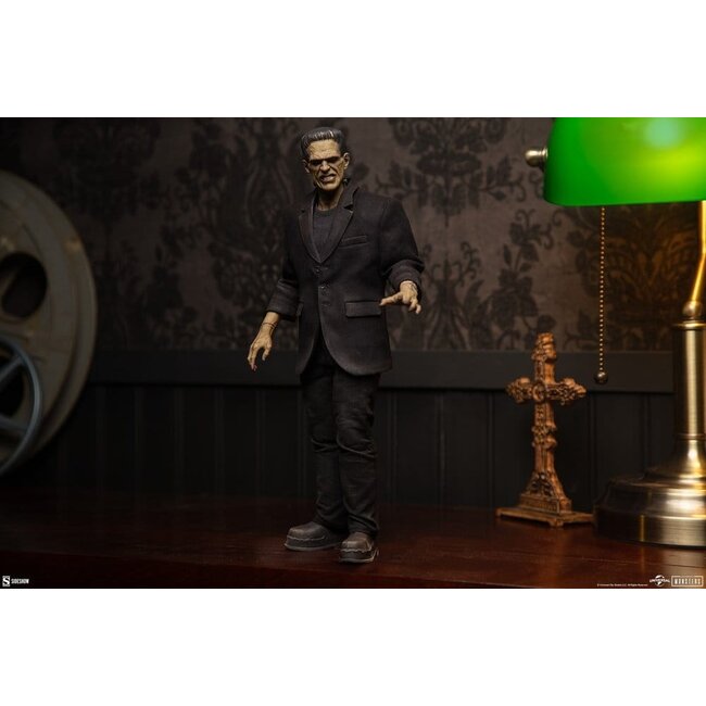 Universal Monsters Action Figure 1/6 Frankenstein (Deluxe Edition) 33 cm