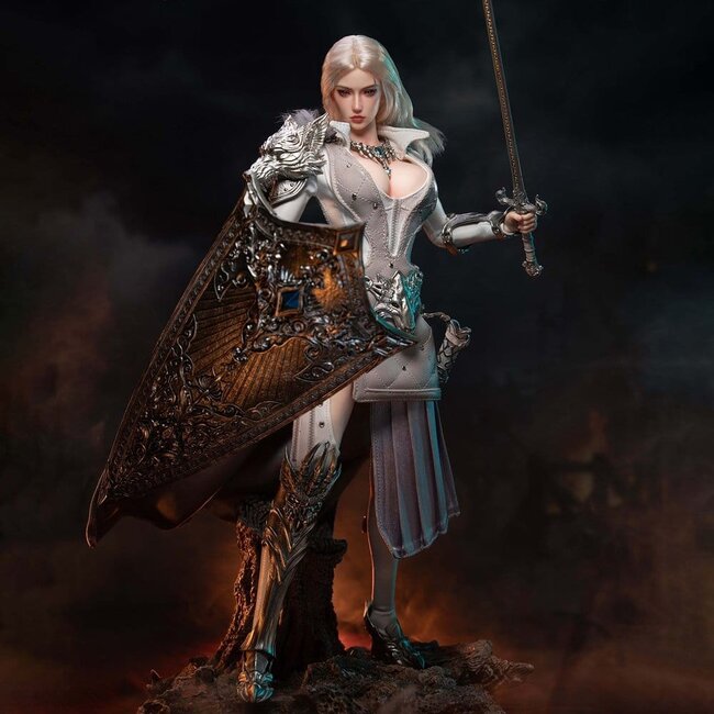 Die Mädchen unter Wolfs Schutzengel Actionfigur 1/6 Alina (Silber) 30 cm