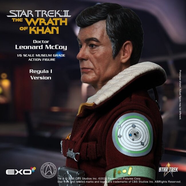 Star Trek II: Der Zorn des Khan Actionfigur 1/6 Dr. Leonard McCoy Regula I Version 30 cm