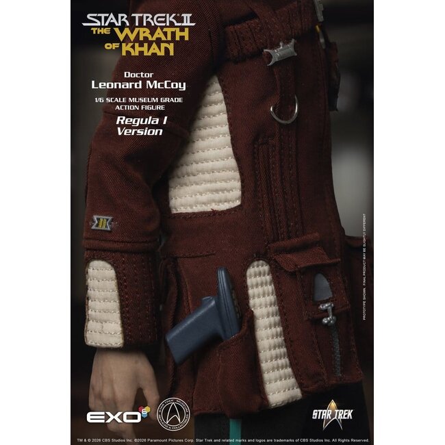 Star Trek II: The Wrath of Khan Action Figure 1/6 Dr. Leonard McCoy Regula I Version 30 cm
