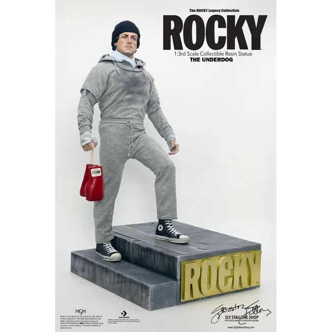 Rocky (1976) The Underdog 1/3 Scale Statue
