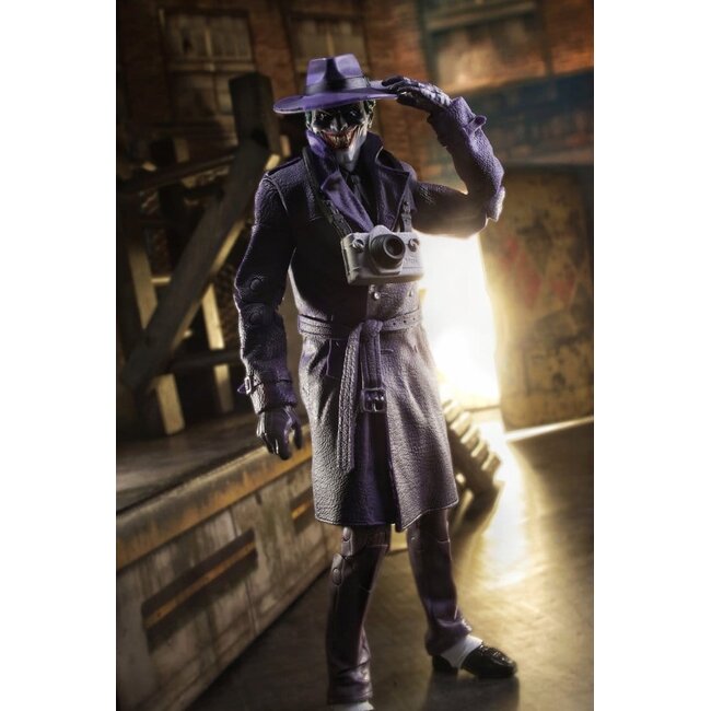 DC Multiverse McFarlane Vault Collection Action Figure The Joker (The Comedian) (Batman: Three Jokers) 18 cm
