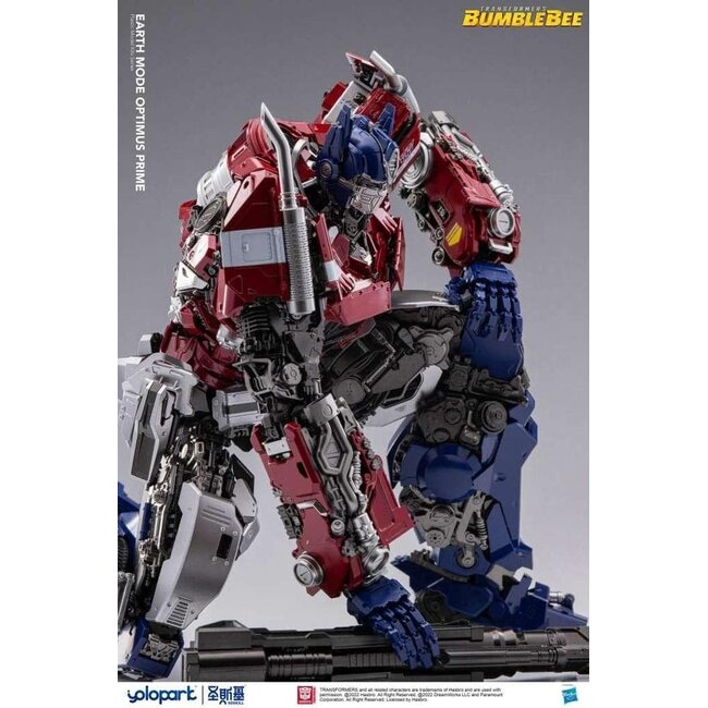Transformers Bumblebee Plastic Model Kit Earth mode Optimus Prime 30 cm