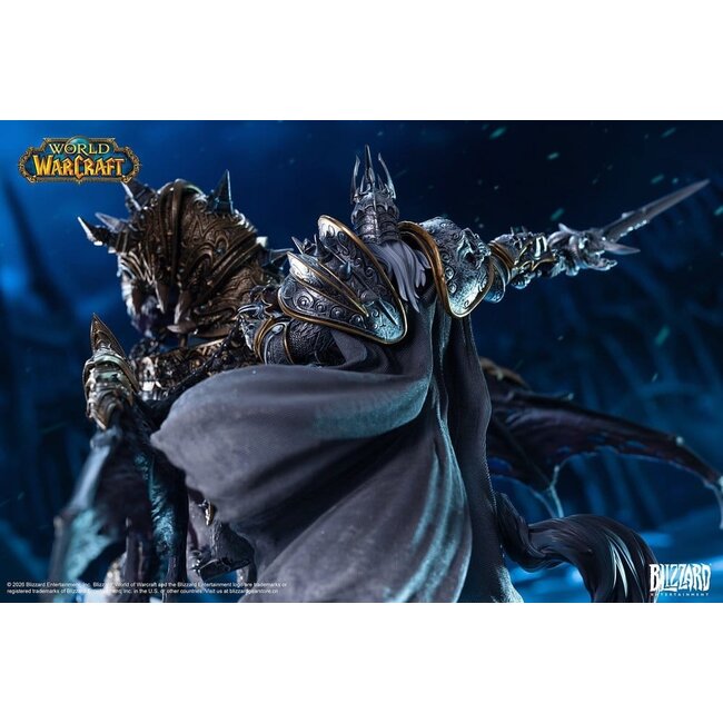 Warcraft-Statue: Der Lichkönig & Unbesiegbarer, 36 cm