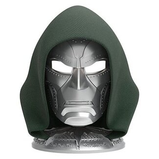 Ukonic Marvel Game Mask Collectable Light Doctor Doom 30 cm