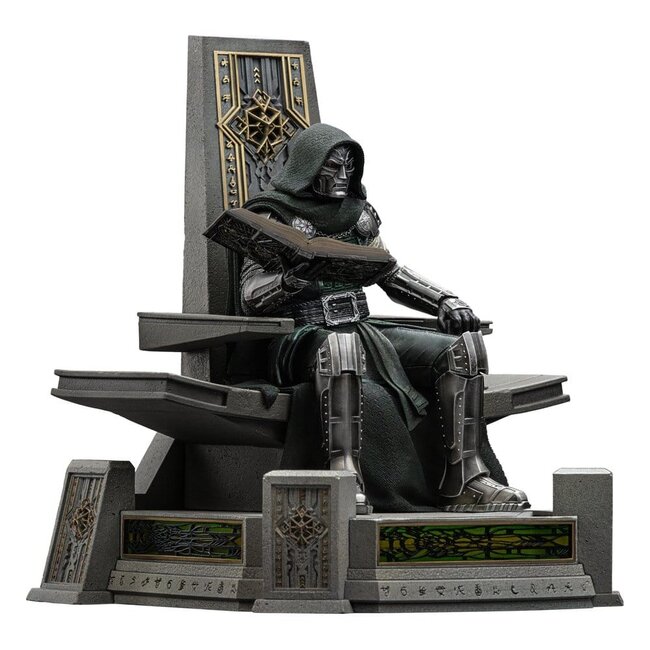Avengers: Doomsday Art Scale Statue 1/10 Doctor Doom on Throne 22 cm