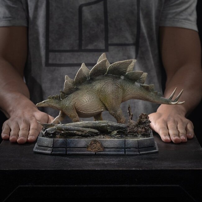 The Lost World: Jurassic Park Icons Statue Stegosaurus 18 cm