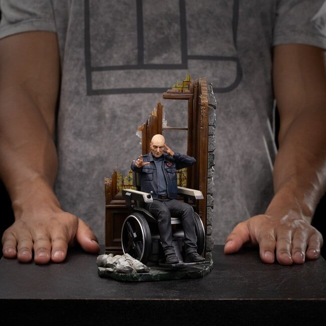 Avengers: Doomsday Art Scale Statue 1/10 Professor Xavier 30 cm