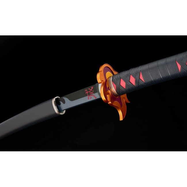 Dämonentöter: Kimetsu no Yaiba Proplica Replik 1/1 Nichirin-Schwert (Tanjiro Kamado) Kyojuro Rengokus Schwert Gueard Ver. 88 cm