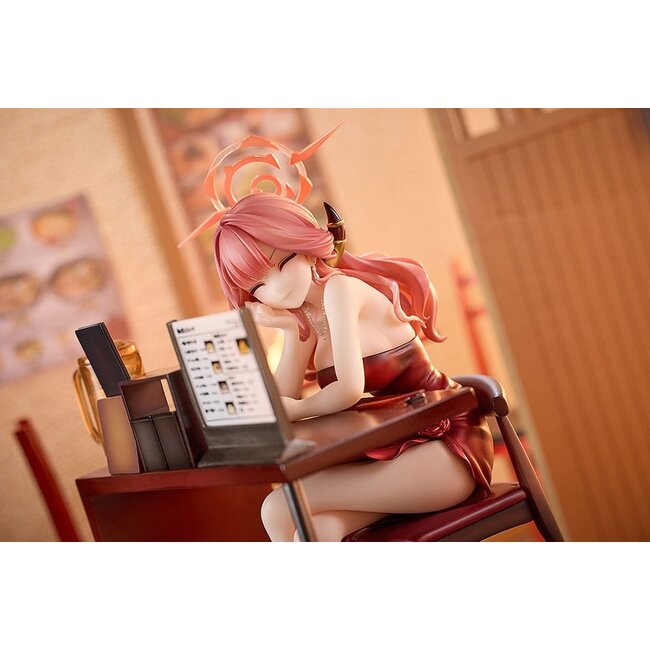 Blue Archive PVC-Statue 1/7 Aru (Kleid): Memorial Lobby Ver. 23 cm