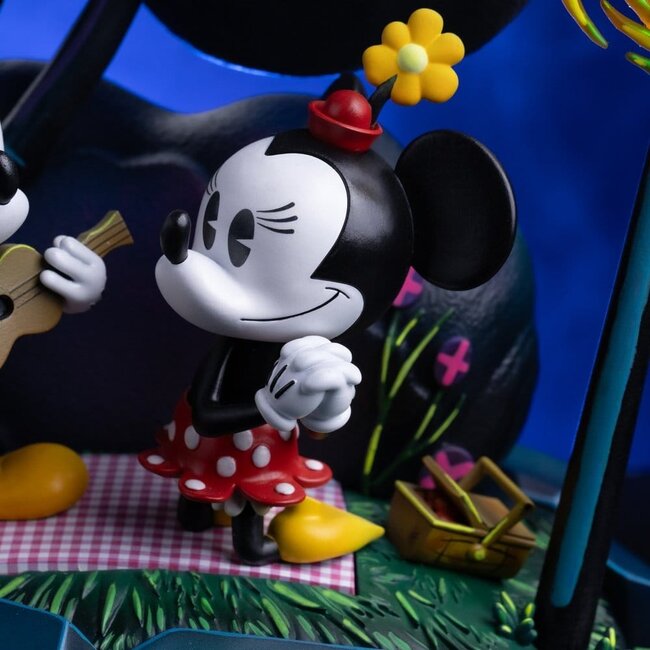 Disney Classics Kunstfigur im Maßstab 1:10: Mickey, Minnie und Pluto, 31 cm