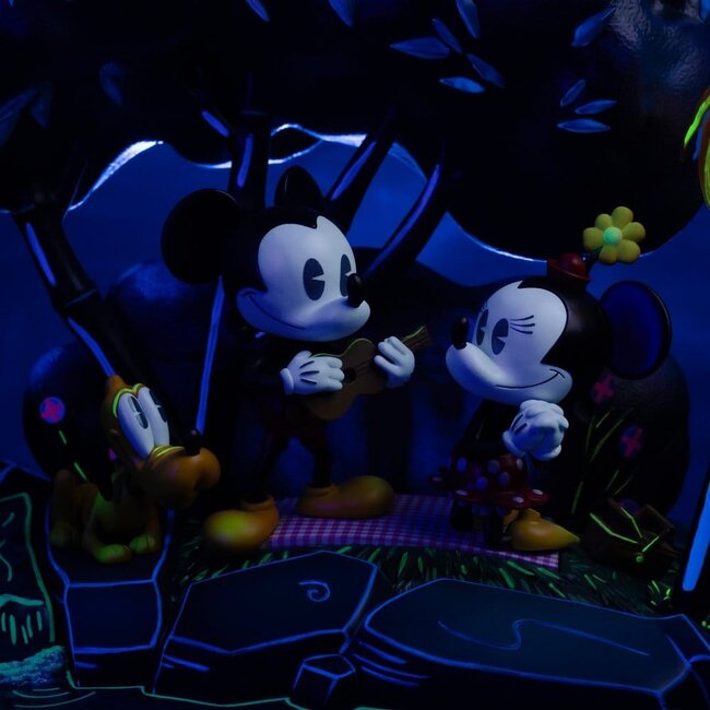 Disney Classics Kunstfigur im Maßstab 1:10: Mickey, Minnie und Pluto, 31 cm