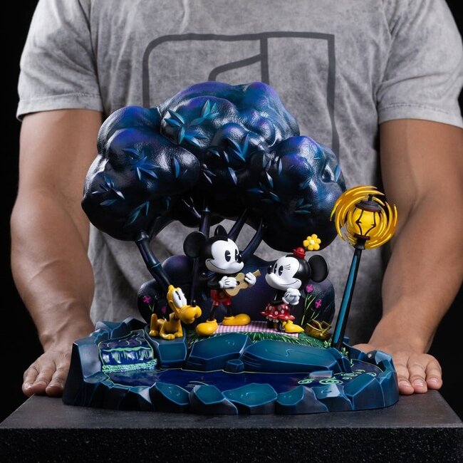 Disney Classics Kunstfigur im Maßstab 1:10: Mickey, Minnie und Pluto, 31 cm