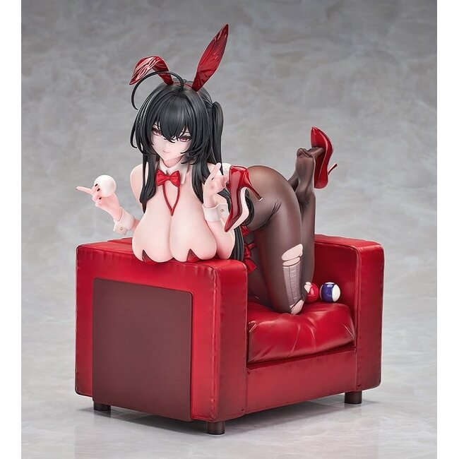 Azur Lane PVC Figure 1/7 Taihou: Fun on the Baize - Illustration Ver. 22 cm