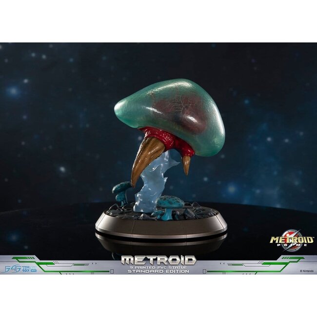 Metroid Prime PVC-Figur Metroid (Standard) (Leuchtet im Dunkeln) 21 cm