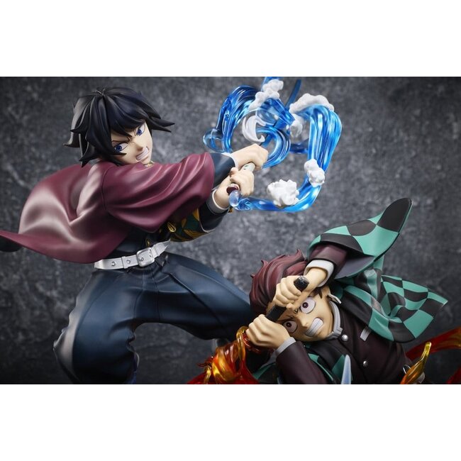 Demon Slayer: Kimetsu no Yaiba PVC Figure Tanjiro Kamado & Giyu Tomioka & Akaza 13 cm