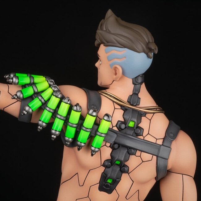 Cyberpunk Edgerunners PVC-Figur David 23 cm