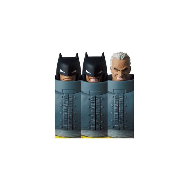 Batman MAFEX Actionfigur Gepanzerter Batman (TDKR) 16 cm (Neuauflage)