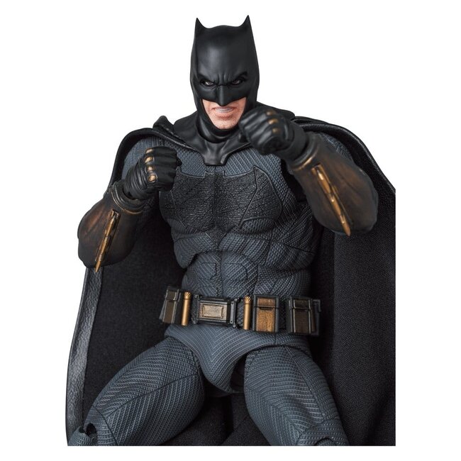 Zack Snyders Justice League MAFEX Actionfigur Batman 16 cm (Neuauflage)