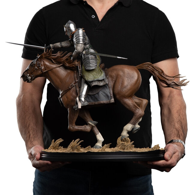 The Lord of the Rings Statue 1/6 Faramir Charge on Osgiliath 46 cm