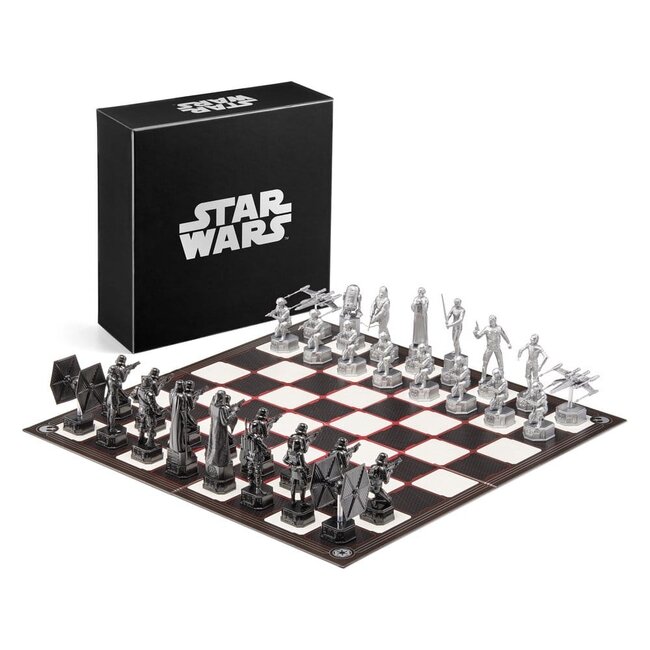 Star Wars Original Trilogy Chess Set 47 cm