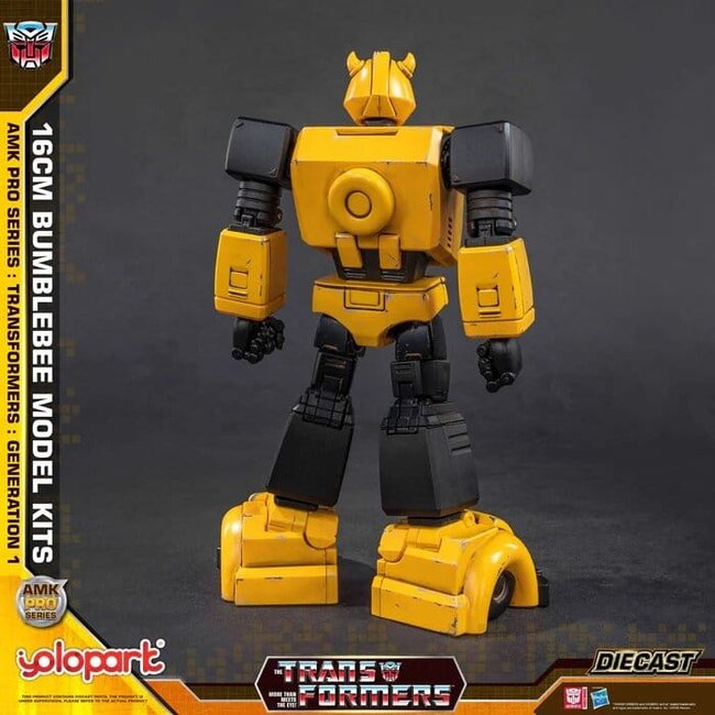 Transformers: Generation One AMK PRO Serie Plastikmodellbausatz Bumblebee 16 cm