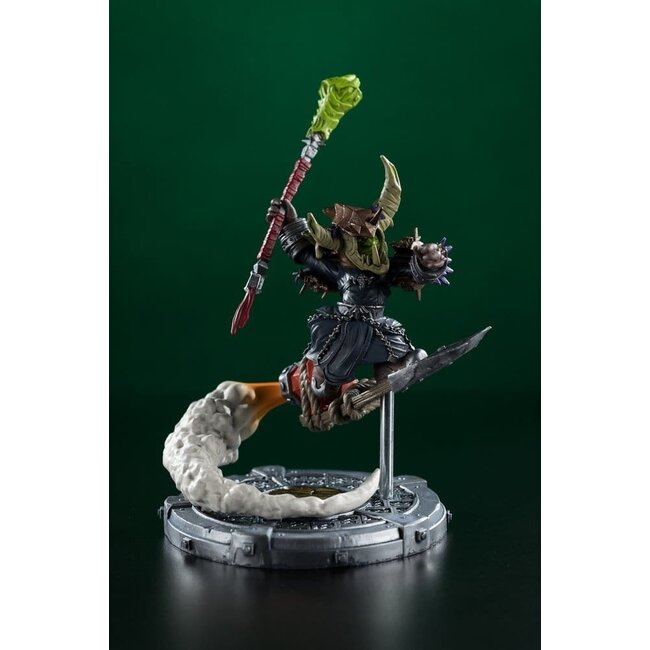 World of Warcraft 1/12 Scale Limited Edition Posed Figure Goblin 19 cm