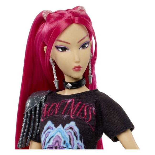 KPop Demon Hunters Doll Huntrix Mira (How It's Done)