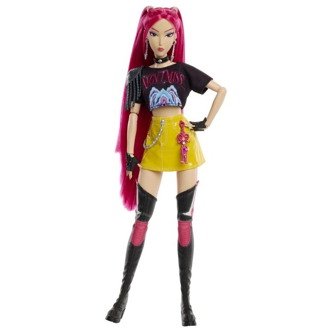 KPop Demon Hunters Doll Huntrix Mira (How It's Done)