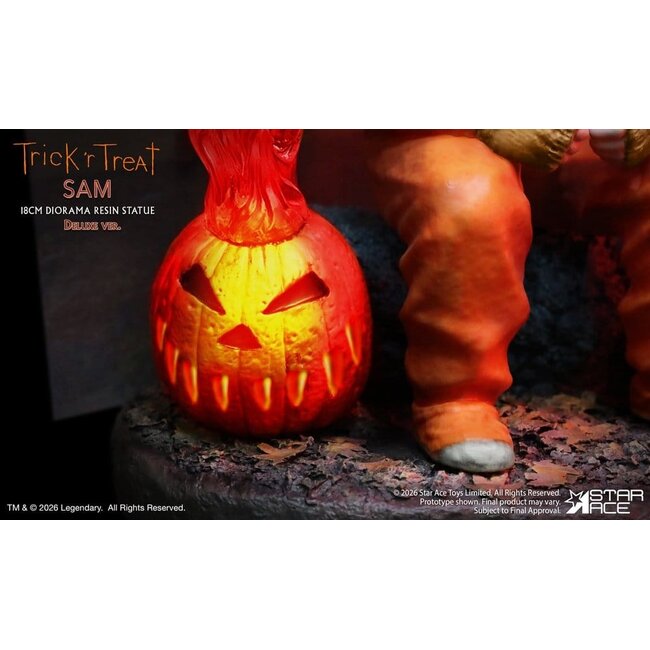 Trick R Treat Diorama Resin Statue Sam DX 18 cm