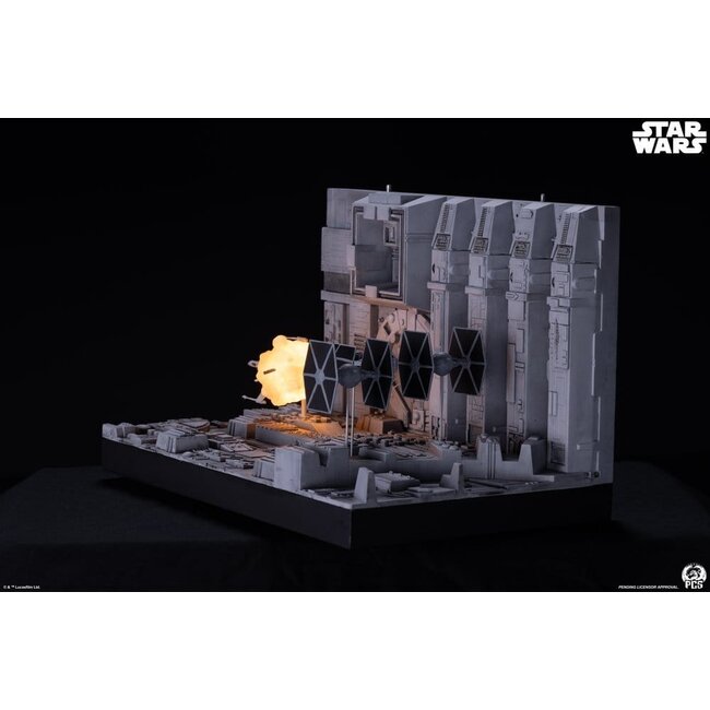 Star Wars Movie Moments Mini-Diorama Trench Run 23 cm