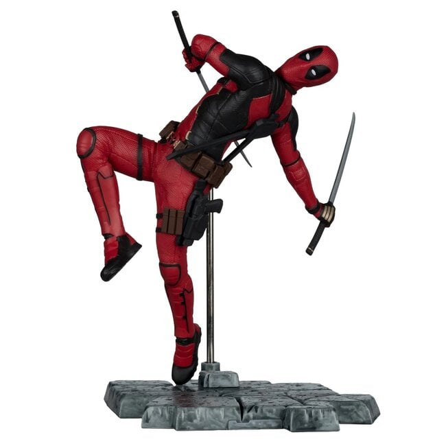 Marvel 1/10 Scale Statue Deadpool & Wolverine Deadpool Figure
