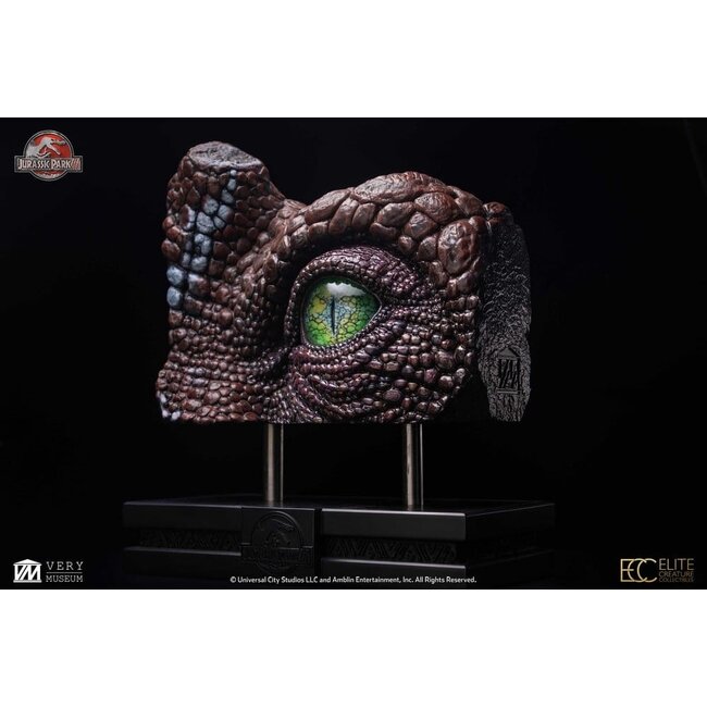 Jurassic Park III Replica Bust Spinosaurus Eye Prop (Reproduction) 39 cm