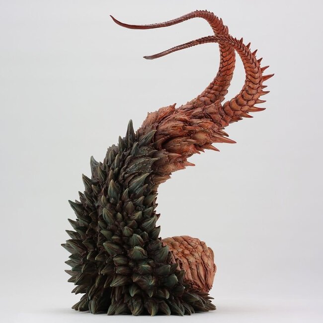 Ultraman Kaiju Remix Series Vinyl Figure Twin Tail 33 cm