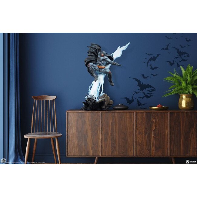 DC Comics Premium Format Standbeeld Batman: The Dark Knight Returns 80 cm