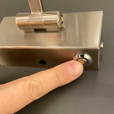 Freelight Schilderij verlichting Matisse DIM 34 cm mat chroom Freelight Schilderij verlichting Matisse DIM 34 cm mat chroom