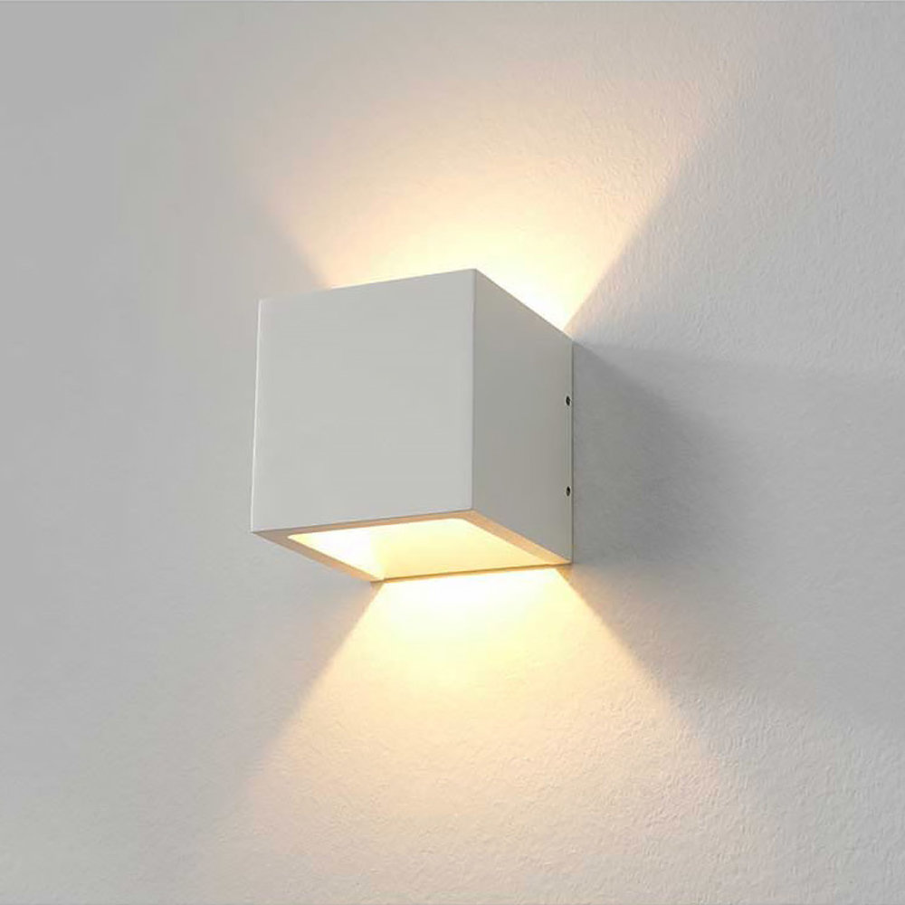 onderdak protest opvoeder Wandlamp Cube 10x10 cm wit Artdelight - Lamponline.nl