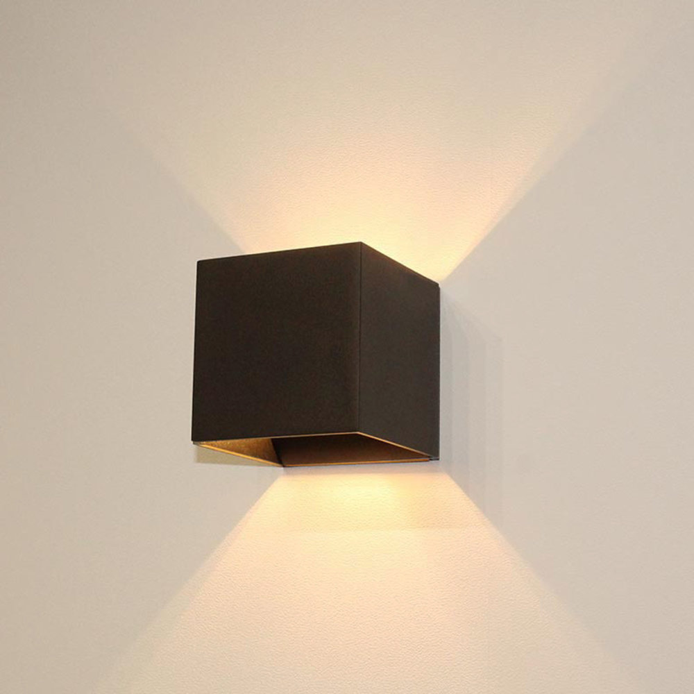 Artdelight Wandlamp Gymm 10x10 cm excl. G9 zwart Artdelight Wandlamp Gymm 10x10 cm excl. G9 zwart