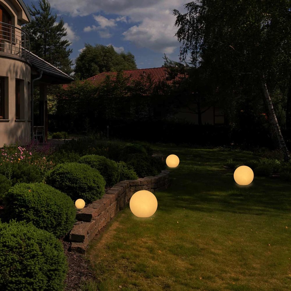 Ylumen Buitenlamp Globe Ø 20 cm wit Ylumen Buitenlamp Globe Ø 20 cm wit