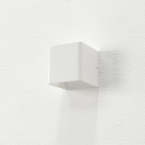 Artdelight Wandlamp Fulda 10x10 cm wit Artdelight Wandlamp Fulda 10x10 cm wit
