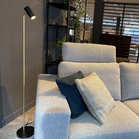 Highlight Vloerlamp Burgos 1 lichts H 134 cm zwart goud Highlight Vloerlamp Burgos 1 lichts H 134 cm zwart goud