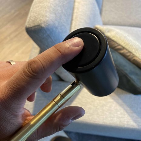 Highlight Vloerlamp Burgos 1 lichts H 134 cm zwart goud Highlight Vloerlamp Burgos 1 lichts H 134 cm zwart goud