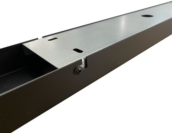 Ylumen Plafondplaat 125 x 8 cm - zonder gaten - zwart Ylumen Plafondplaat 125 x 8 cm - zonder gaten - zwart