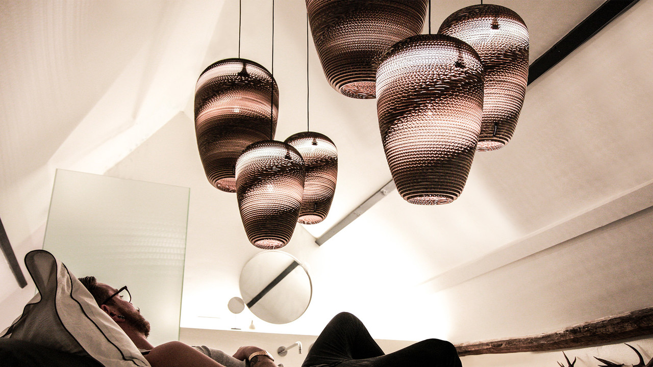 Think Paper Hanglamp Baggy 290  Ø 29 cm bruin Think Paper Hanglamp Baggy 290  Ø 29 cm bruin