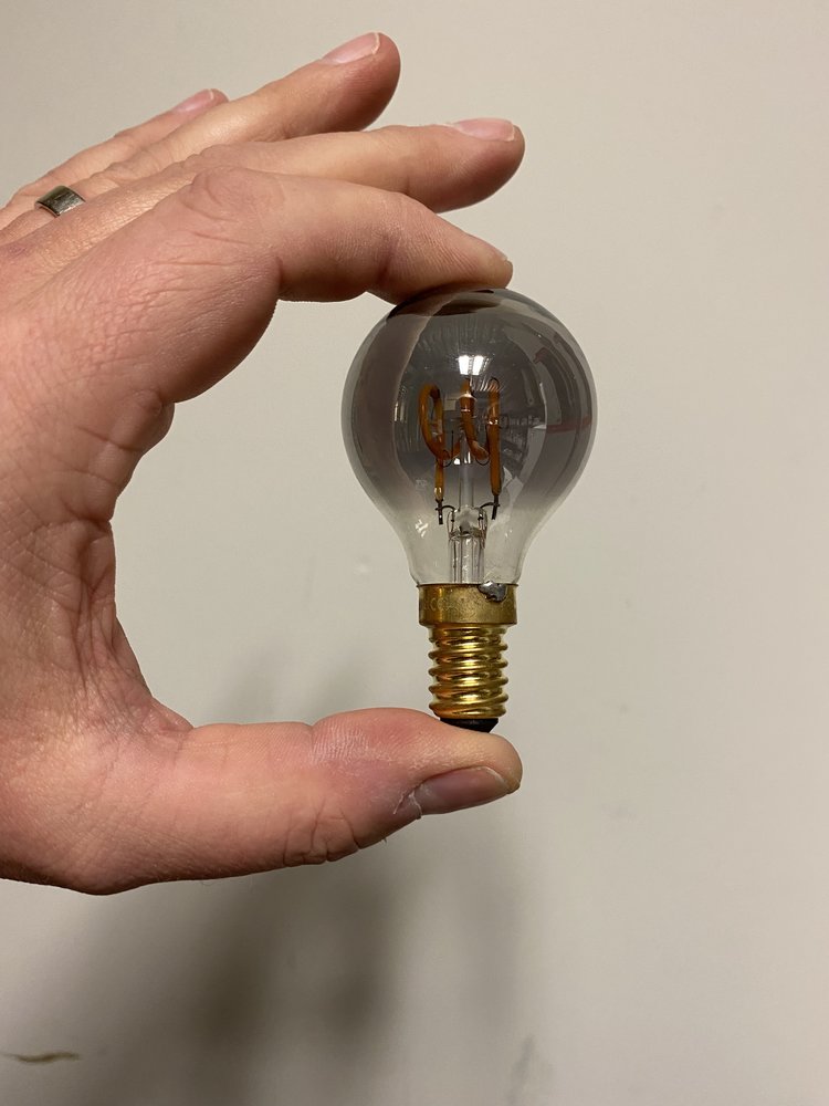 Highlight Lamp LED E14 kogel 4W 60 LM 2200K Dimbaar rook