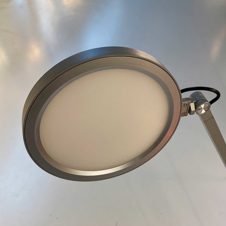 Highlight Vloerlamp Ufficio mat zilver