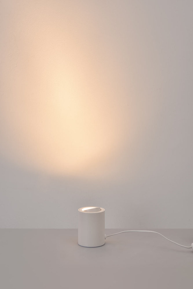 Ylumen Tafellamp Fury rond Ø 8 cm wit Ylumen Tafellamp Fury rond Ø 8 cm wit